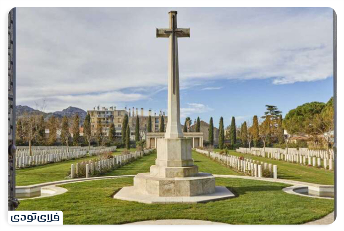 جاهای دیدنی مارسی آرامگاه کشته_ شدگان جنگ مازارگ (Mazargues War Cemetery, Marseilles)